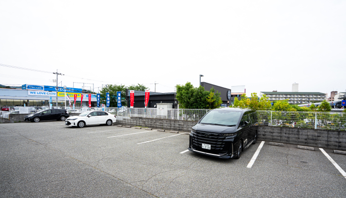 お車でお越しの方